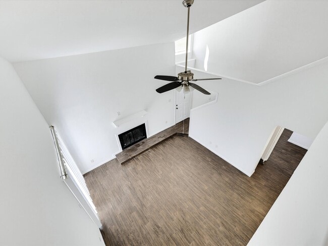 Building Photo - 9548 Pagewood Ln