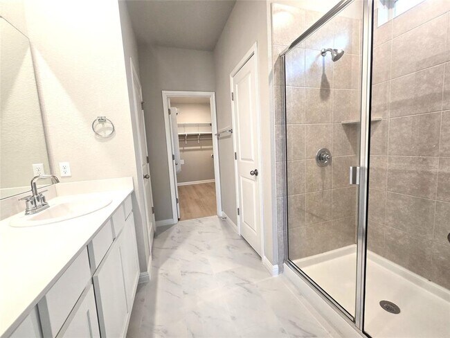 Building Photo - 136 Tucana St