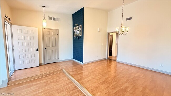 Building Photo - 2783 Carnation Ln