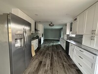Building Photo - 808 Linden Ave