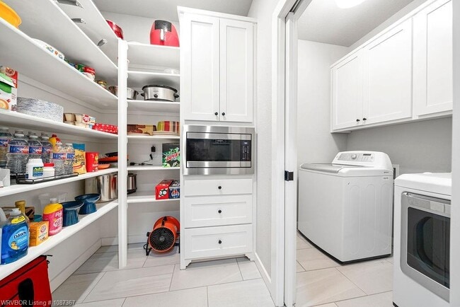 Building Photo - 9512 Shire Valley Ct