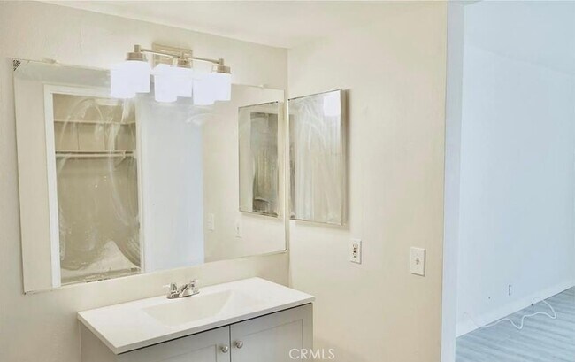 Building Photo - 23232 Orange Ave