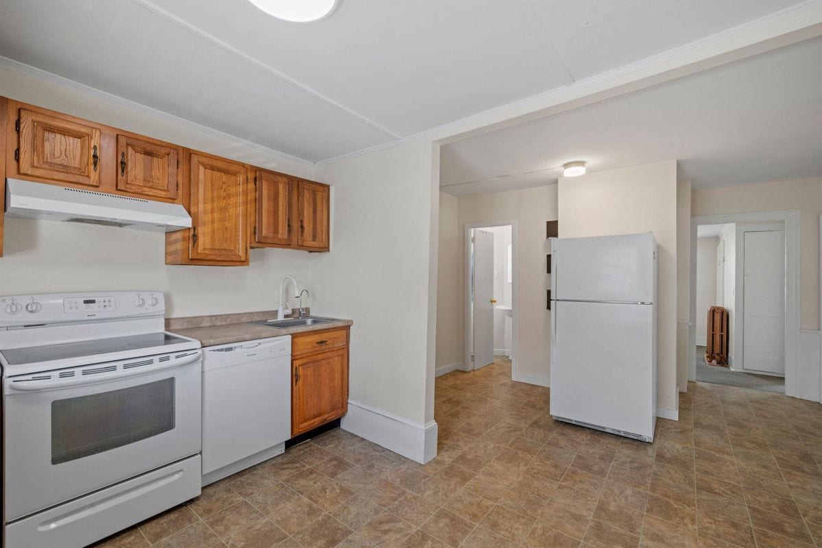 Building Photo - 36 Centre, 1