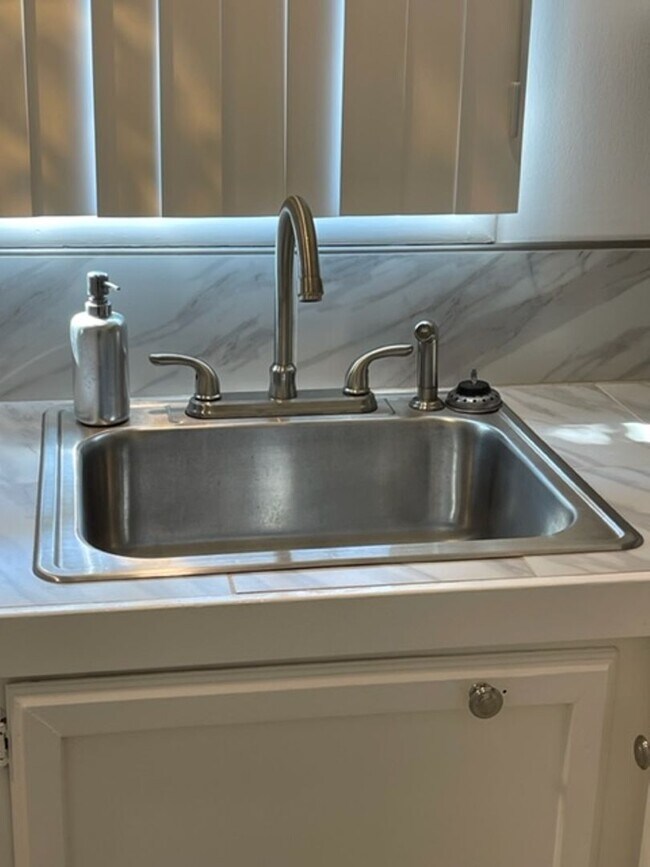 Building Photo - Updated Granny Unit-Prime Montgomery Villa...