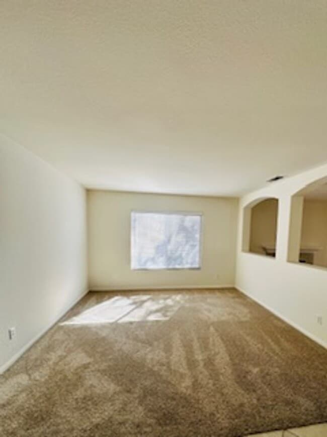Building Photo - Single Family Home for rent in Otay Ranch!