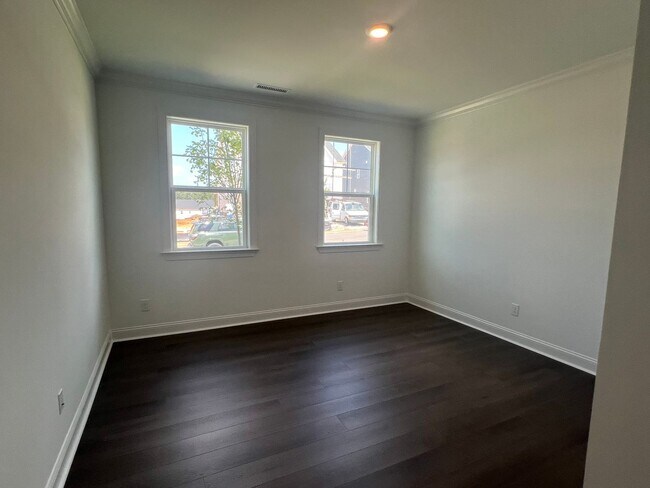 Building Photo - 1577 Goldfinch Perch Ln