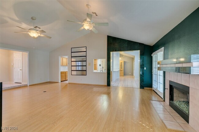 Building Photo - 224 Garfield Dr