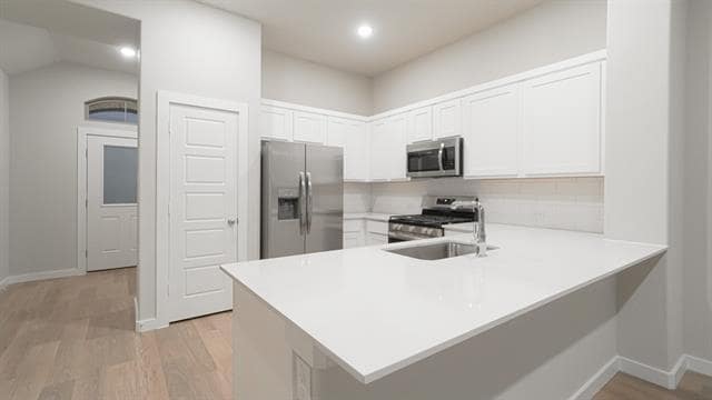 Building Photo - 912 Hazel Dr