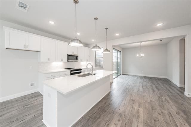 Building Photo - 9709 Thorncrown Ln