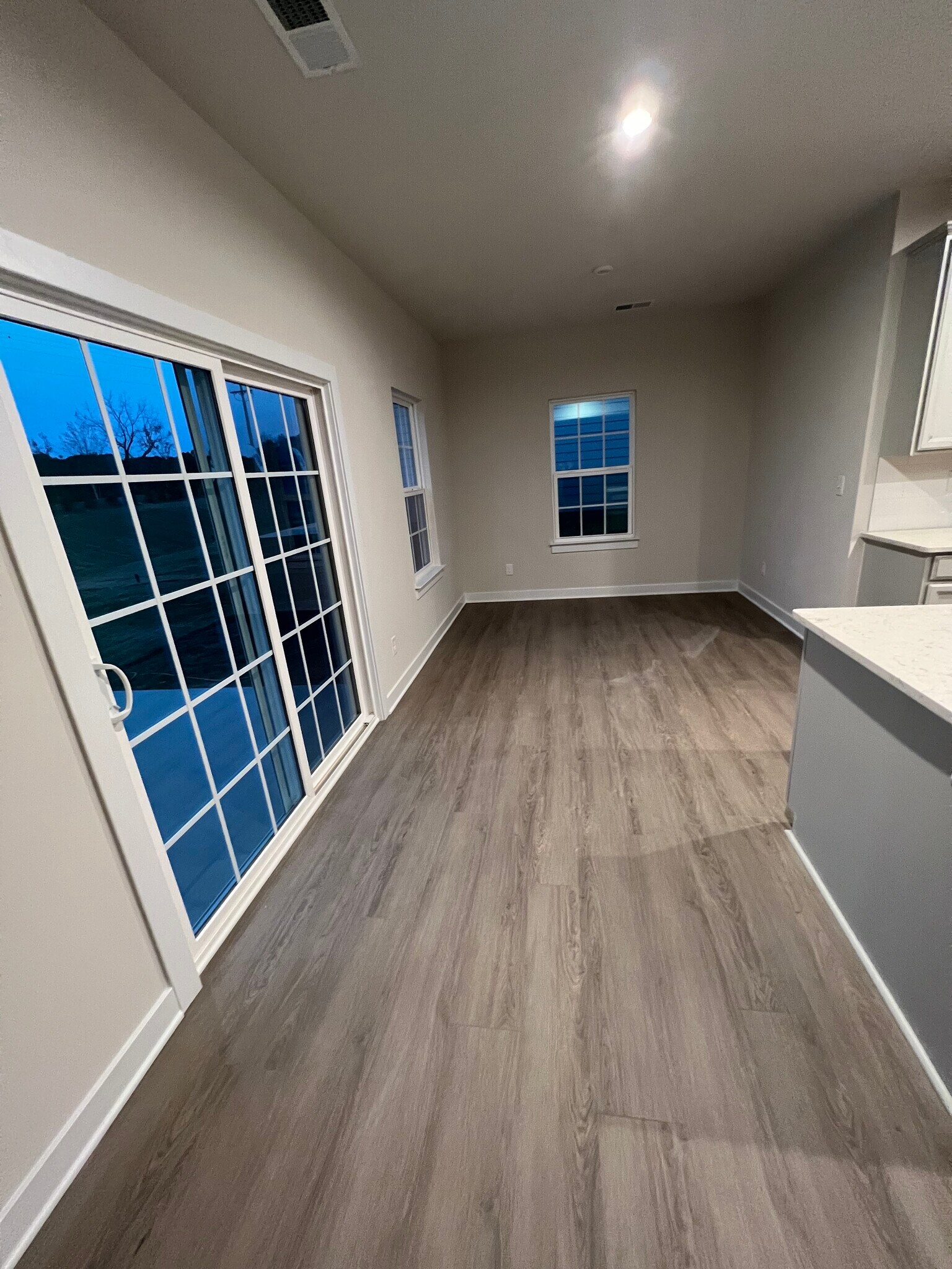 Building Photo - 807 Autumn Sage Dr