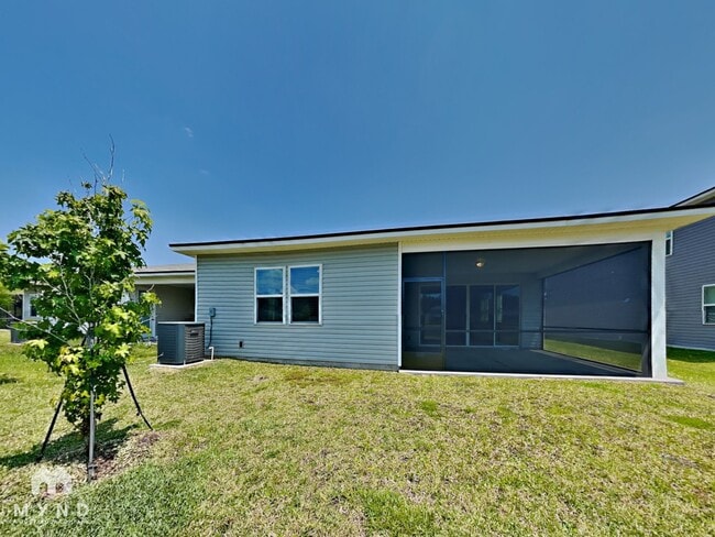 Building Photo - 2880 Alpin Dr