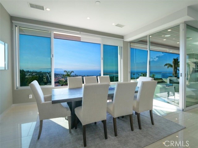 Building Photo - 1356 Vía Romero