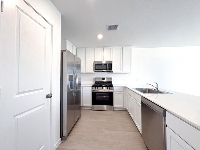 Building Photo - 12431 Wild Strawberry Rd