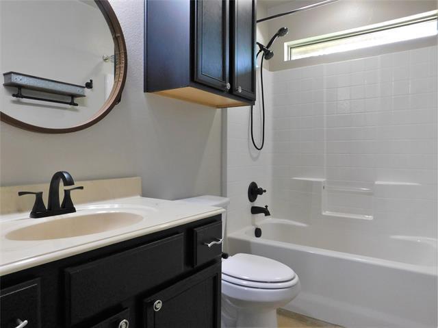 Building Photo - 2720 Aspen Hill Dr