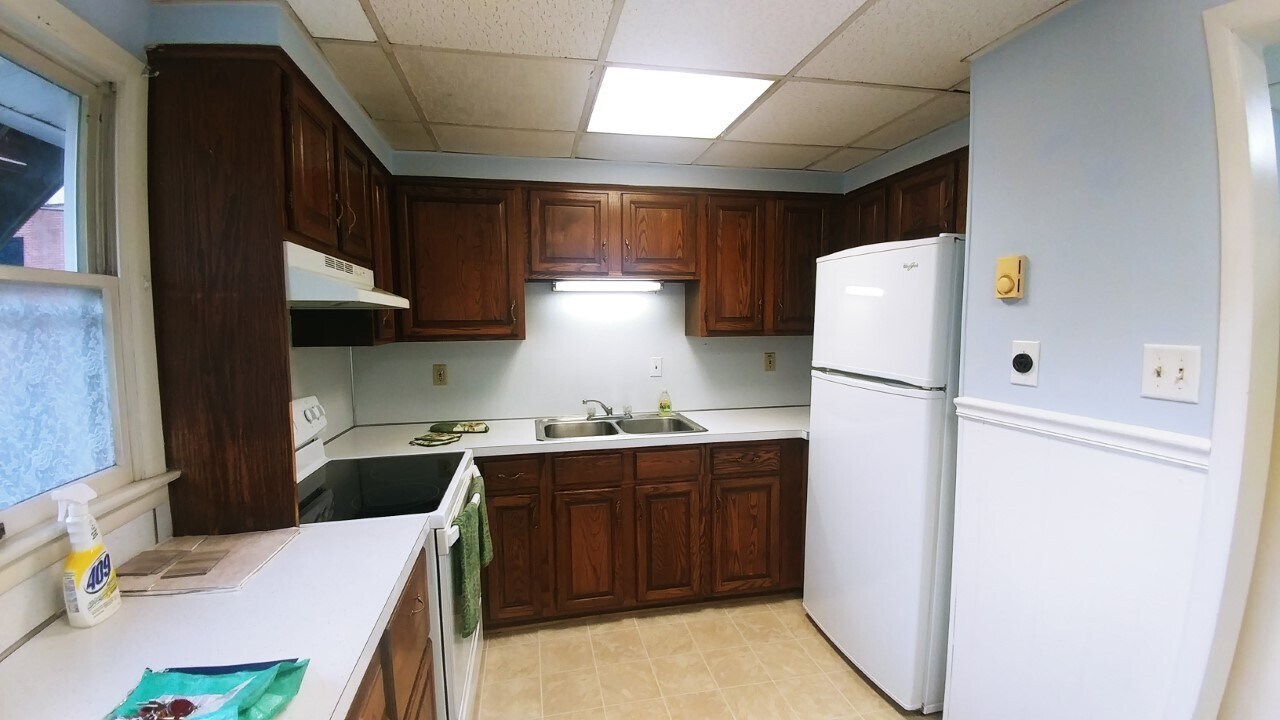 Apt C Kitchen - 82 E Main St