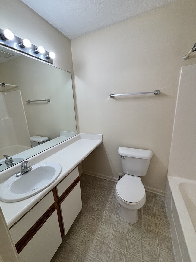 Building Photo - 1101 University Commons Dr