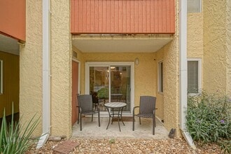 Building Photo - 209 Miracle Strip Pkwy