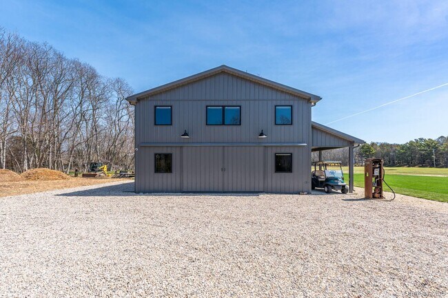 Building Photo - 3375 Indian Neck Ln