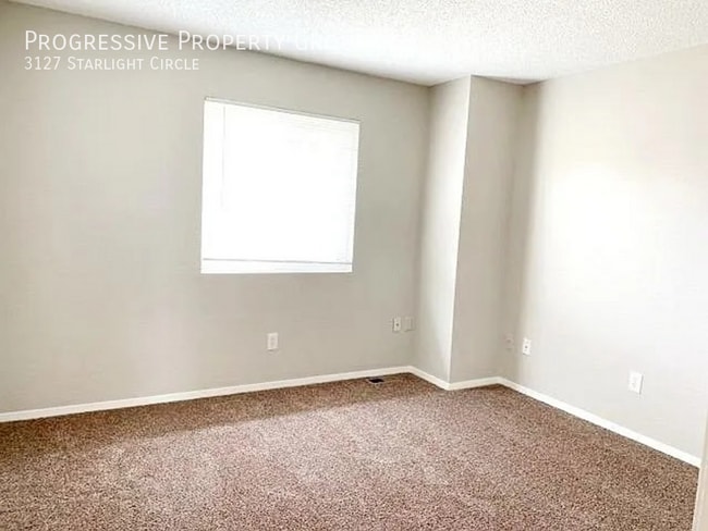 Building Photo - 3127 Starlight Cir