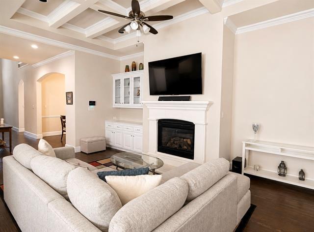 Building Photo - 4905 Dunland Dr