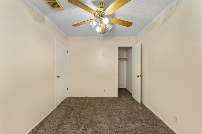 Building Photo - 6863 Cypress Mist Dr