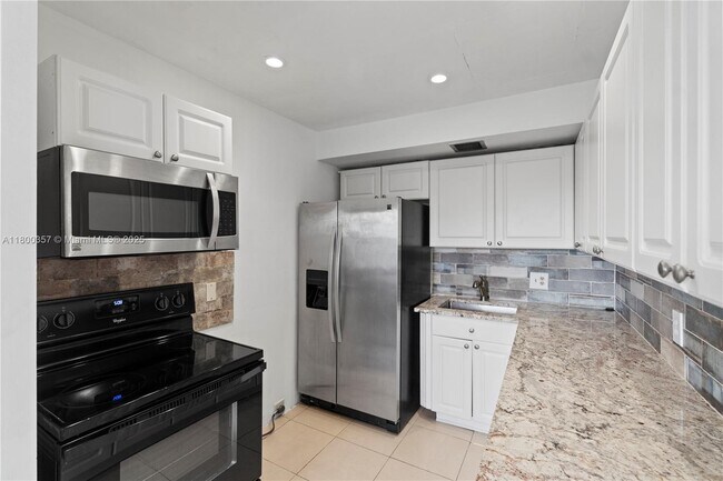 Building Photo - 300 SW 134th Way