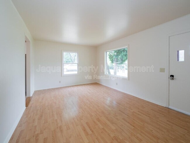 Building Photo - 1928 Eckener Dr