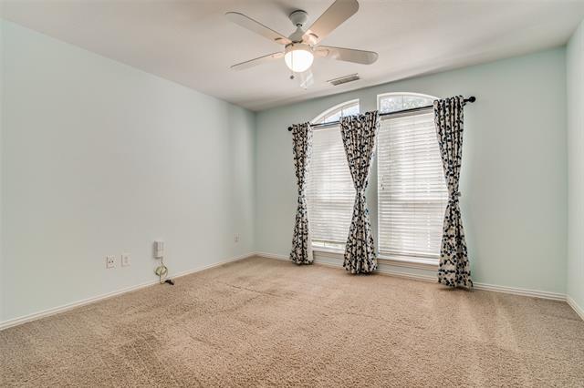 Building Photo - 6217 Palomino Dr
