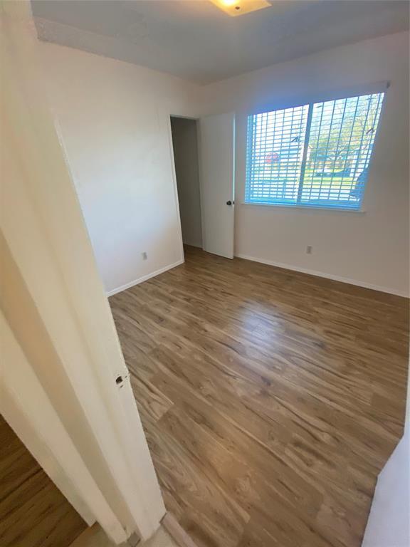 Building Photo - 2402 Dove Springs Dr