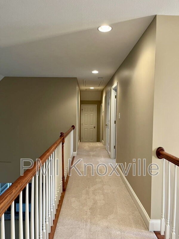 Building Photo - 4601 Ivy Rose Dr