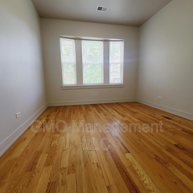Building Photo - 4048 W Lexington St