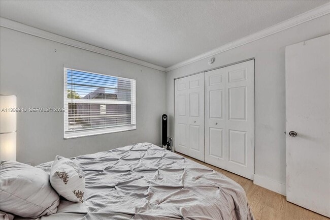 Building Photo - 9225 SW 87th Ave