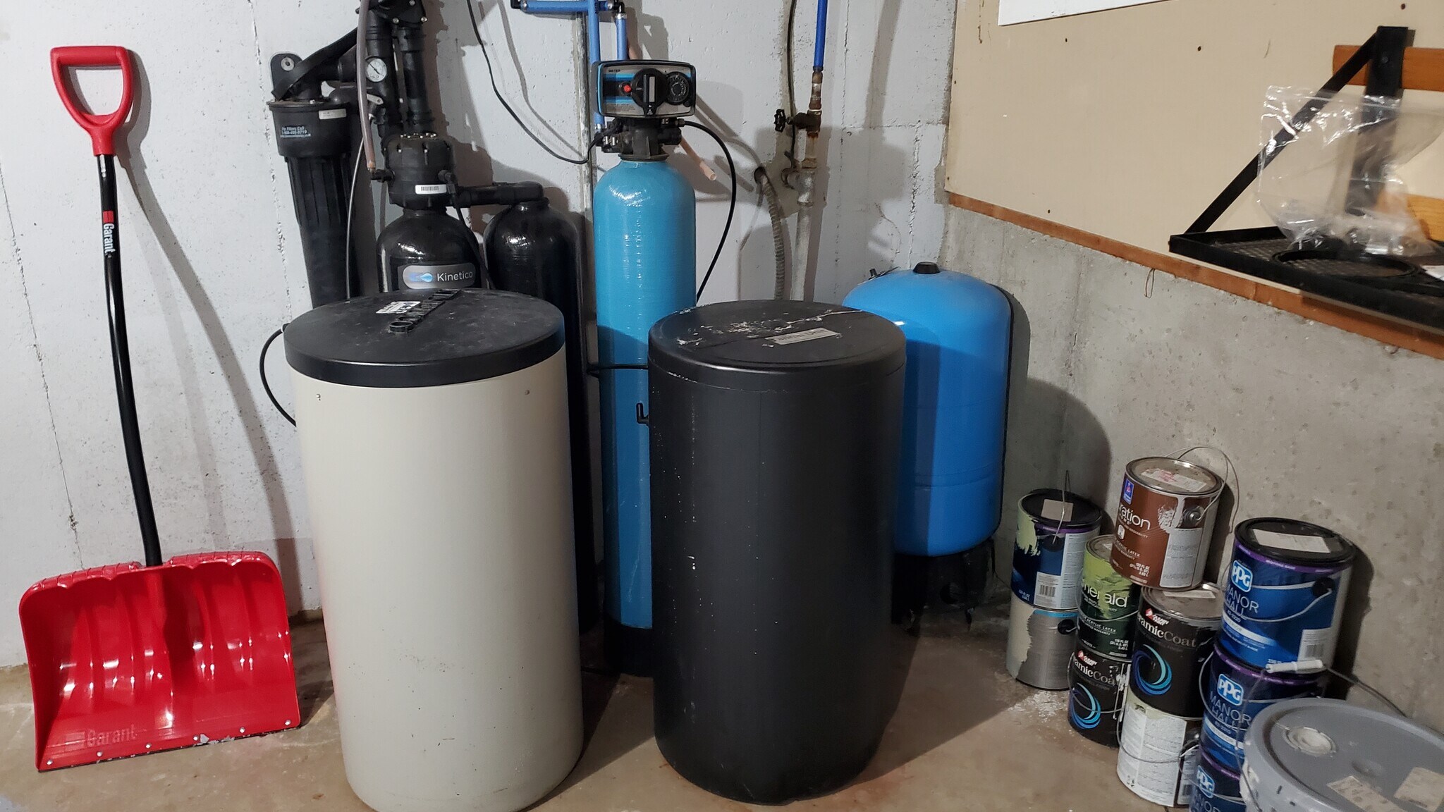 Building Photo - 7967 Sunset Dr