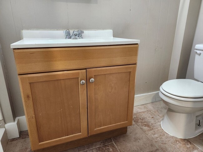 Building Photo - SHORT TERM Single Family 5 BR House in Harrisonburg Available NOW