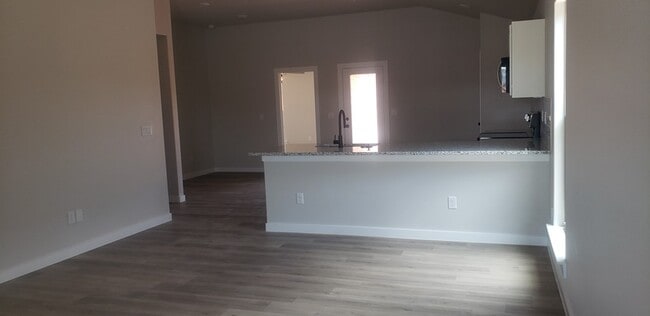 Building Photo - 331 Trailblazer Ln