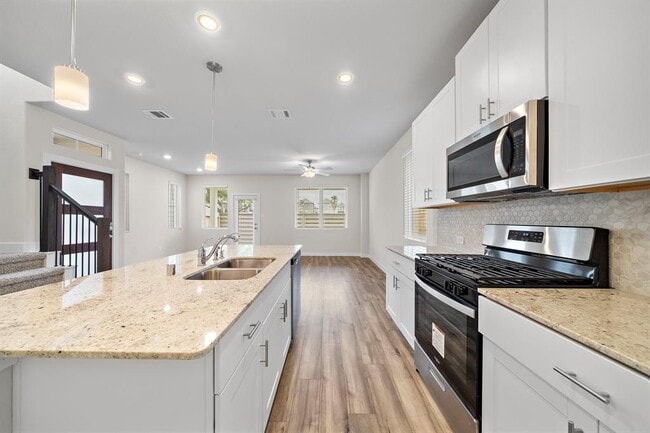 Building Photo - 3116 Moontide Ln
