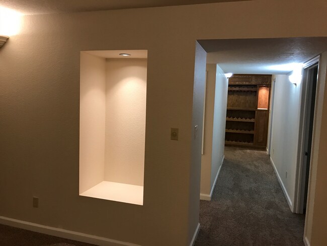 Building Photo - Single Family home located in Desirable Home Farms neighborhood