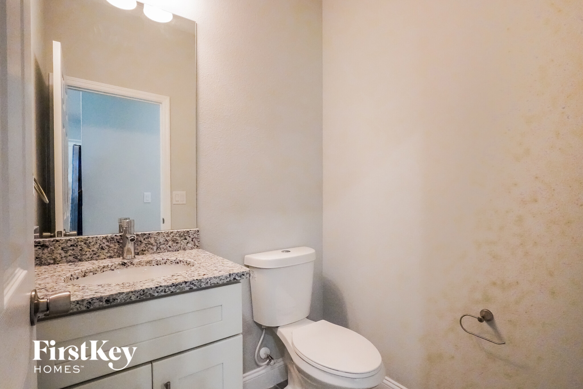 Building Photo - 453 Magpie Ct