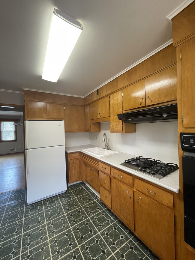 Building Photo - 60 Morgan Ln