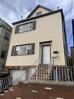 Building Photo - 37 E 49th St