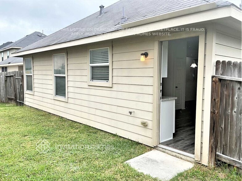 Building Photo - 21519 Ornella Cir