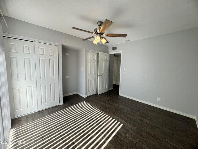 Building Photo - 6721 E McDowell Rd