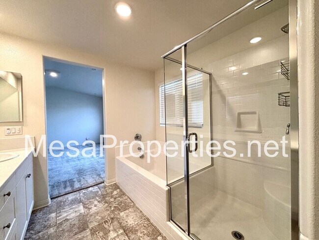 Building Photo - 13422 Menchaca Ct