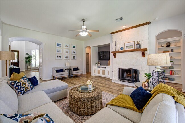 Building Photo - 12307 N Austin Shore Dr