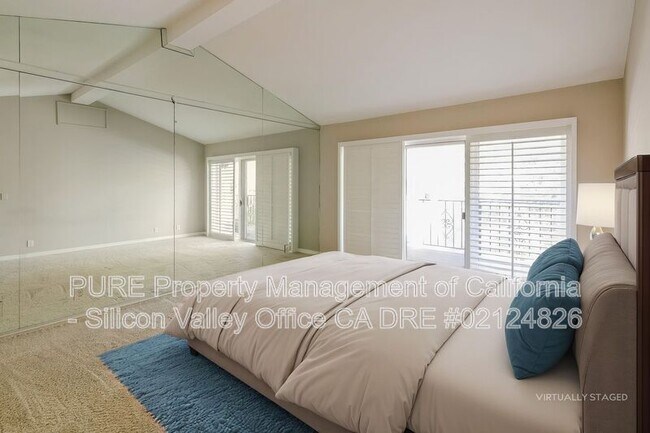 Building Photo - 114 Casa Grande