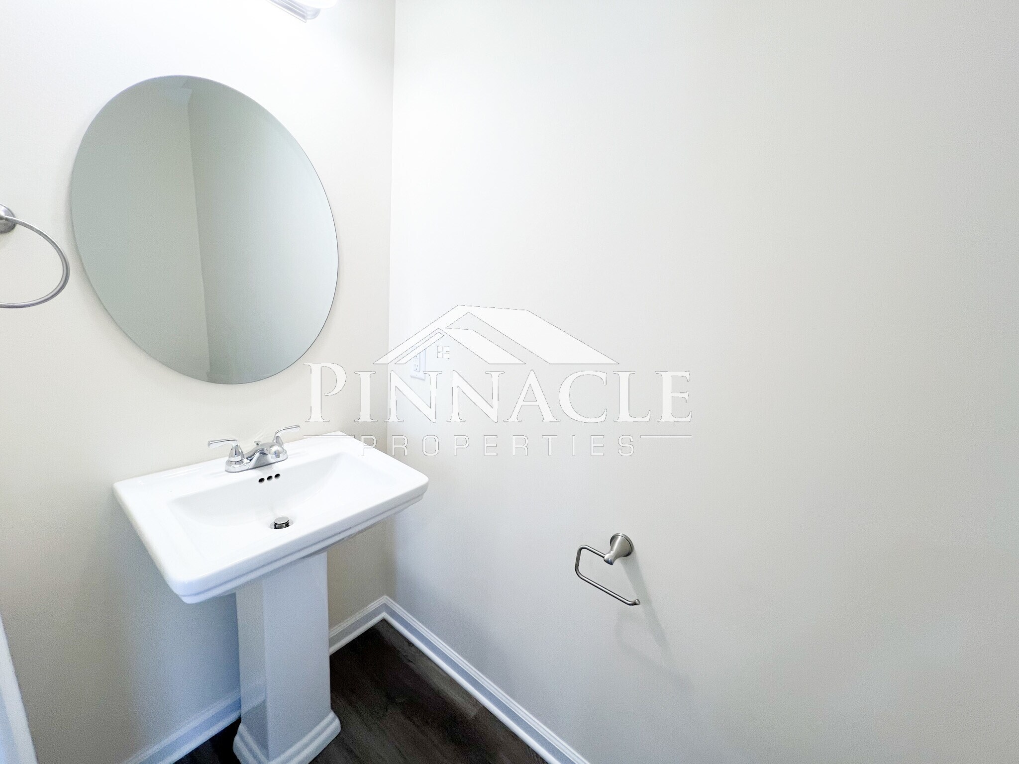 Building Photo - 217 Munford St