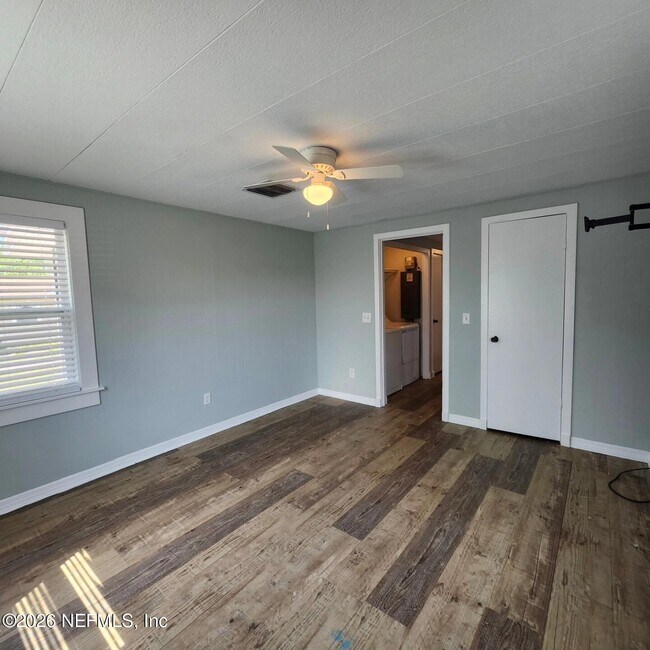 Building Photo - 126 Phoenetia Dr