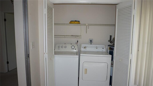 Building Photo - 12371 Dearborn Dr