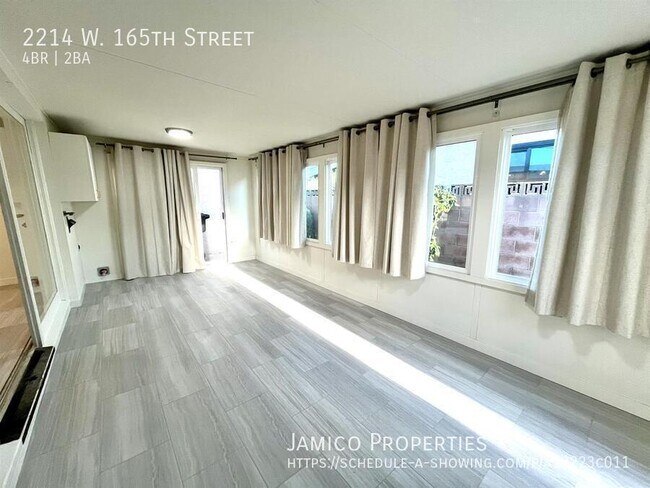 Building Photo - 2214 W 165th St