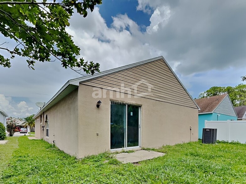 Building Photo - 109 Placid Woods Ct